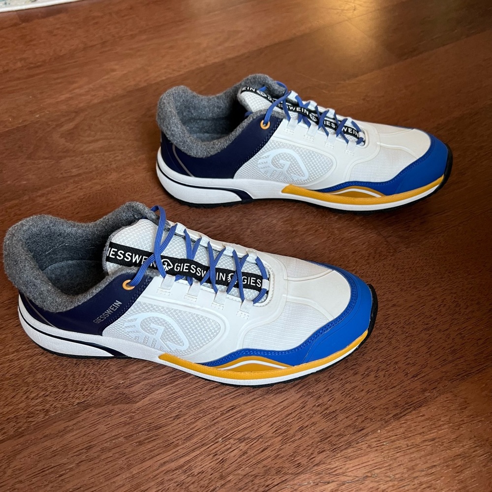 Men’s Sneakers 10.5